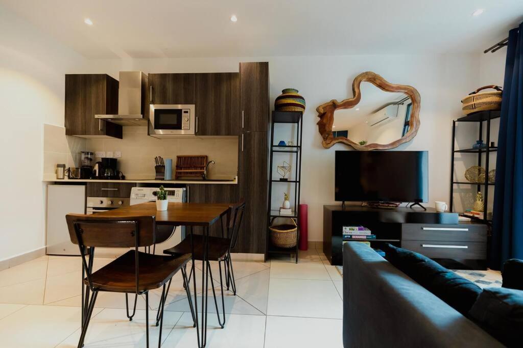 Enjoy Luxury Studio W/Pool @Embassy Gardens Accra Kültér fotó